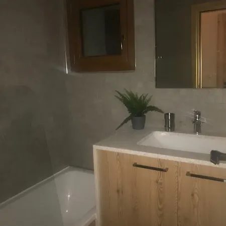 Le De Val Cenis Apartment *